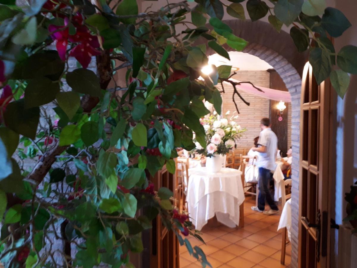Hotel Villa Laura Rimini Exterior photo